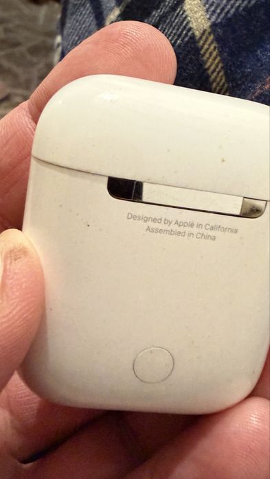 Airpods 2 , phones da Apple ja antigos a ainda bons