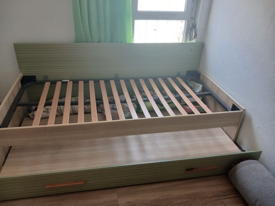 Cama com gaveta  de 2mx0,90