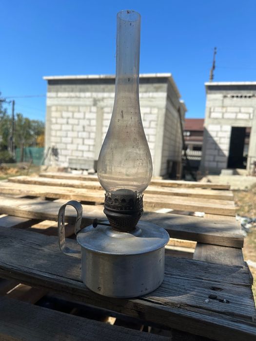 Керосиновая лампа