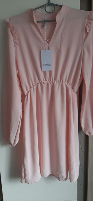 Sukienka puder dlugi rękaw M