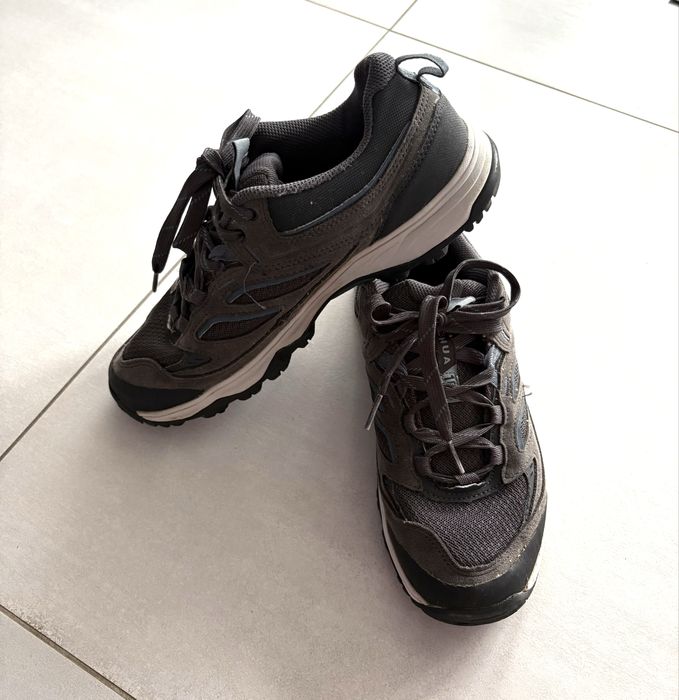 Buty turystyczne Quechua MH100