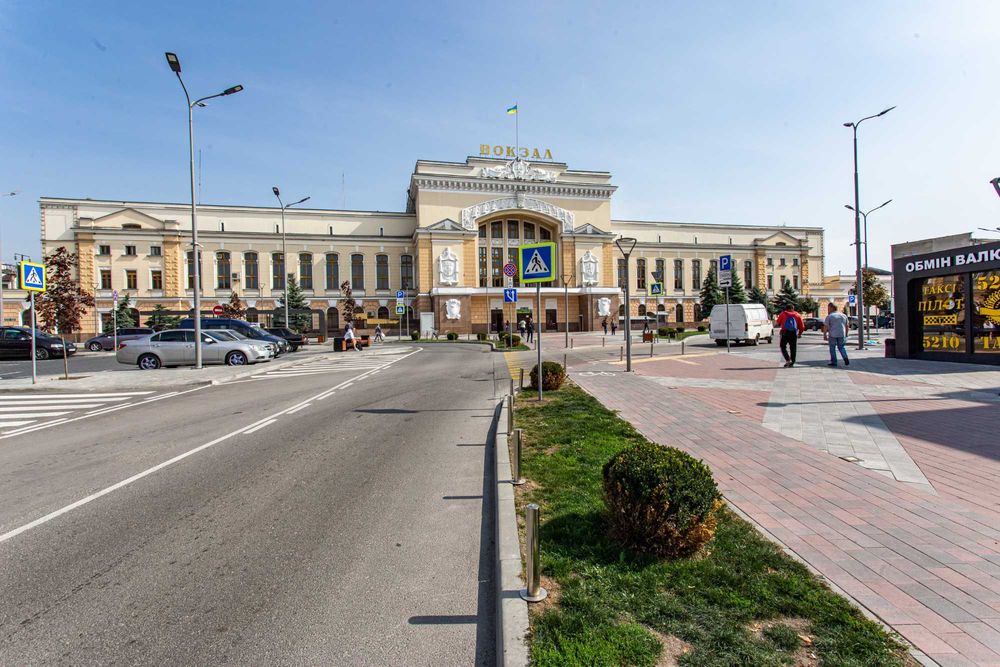 Центр. Жд вокзал. Двох кімнатна. Власник. Подобово квартира
