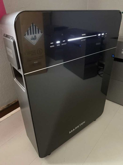 Зарядна станція (блок) Marstek Venus E 3.0. LiFePO4 51,2V 100AH, 5120 вт/год, 2500 Вт