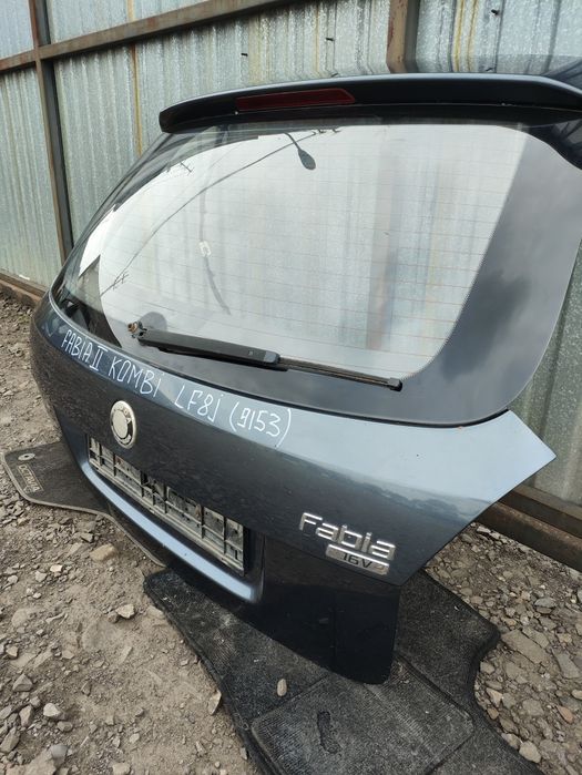 Skoda Fabia II 2007-2014 kombi кришка багажника фарба LF8J (9153)