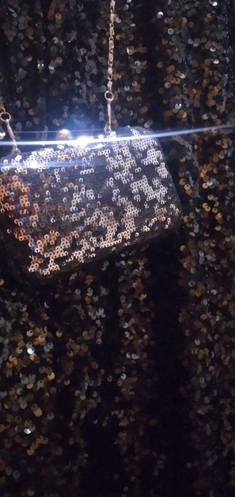 Сукня з паєтками та сумочка Total shine look