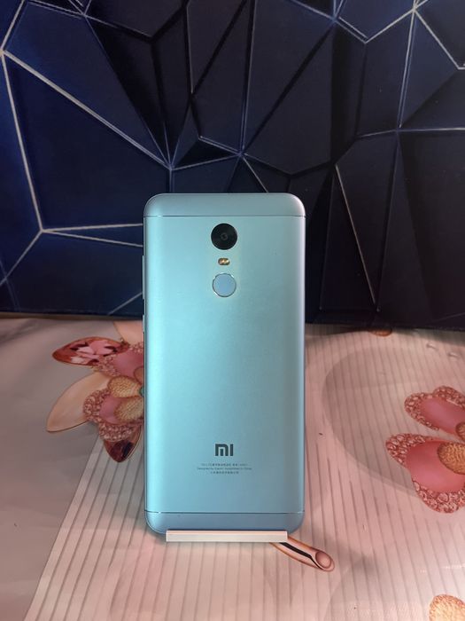 Xiaomi Redmi 5 Plus 4/64GB — Чудовий стан, все працює ідеально