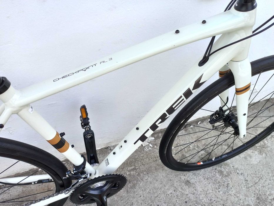 Rower gravel przełaj Trek Checkpoint AL3 koła 28 na M 165-180 cm