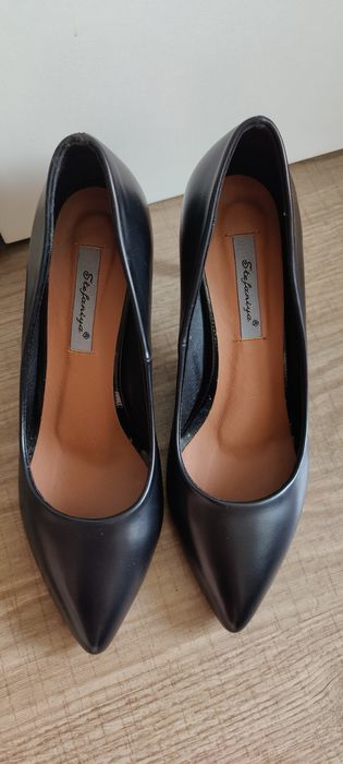 Нові чорні туфлі лодочки - Нові,38 розмір