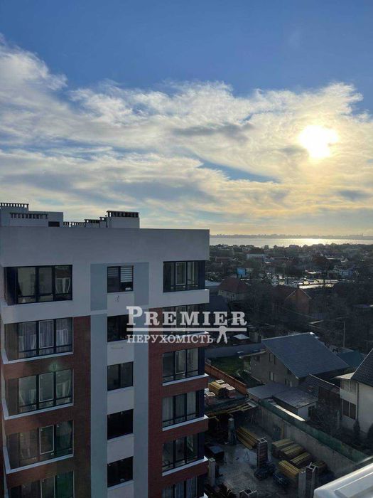 Продам квартиру з ремонтом