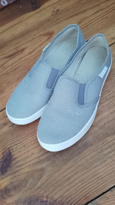 Сліпони жіночі фірми Валді