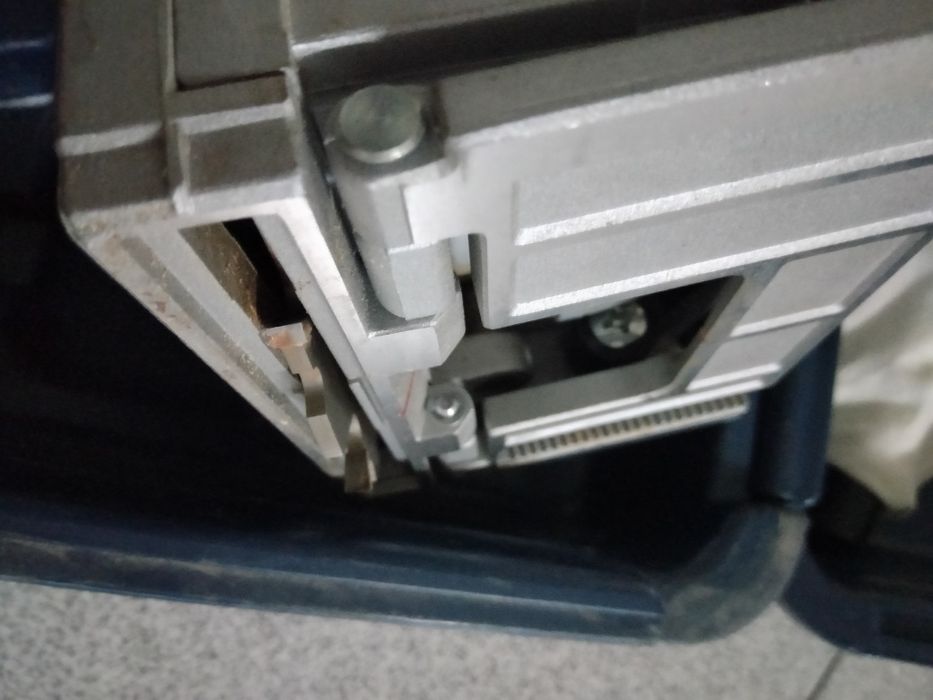 Vendo Ranhuradora Bosch para uniões com lamelas de madeira