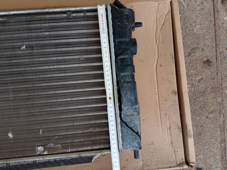 Радіатор Opel Vectra A