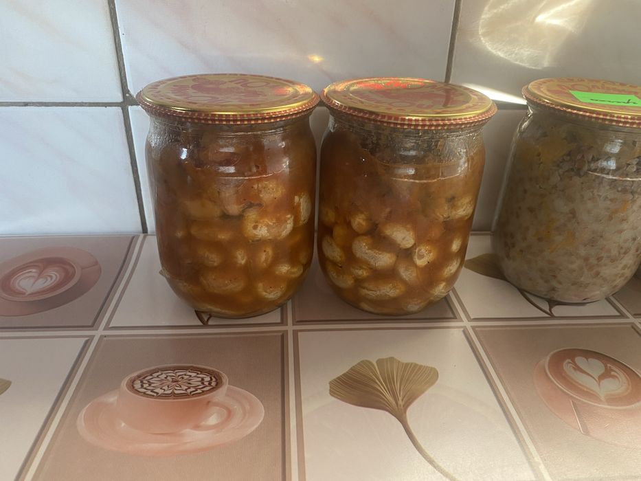 Домашня тушонка куряча,свинна,каші з мясом,квасоля з мясом