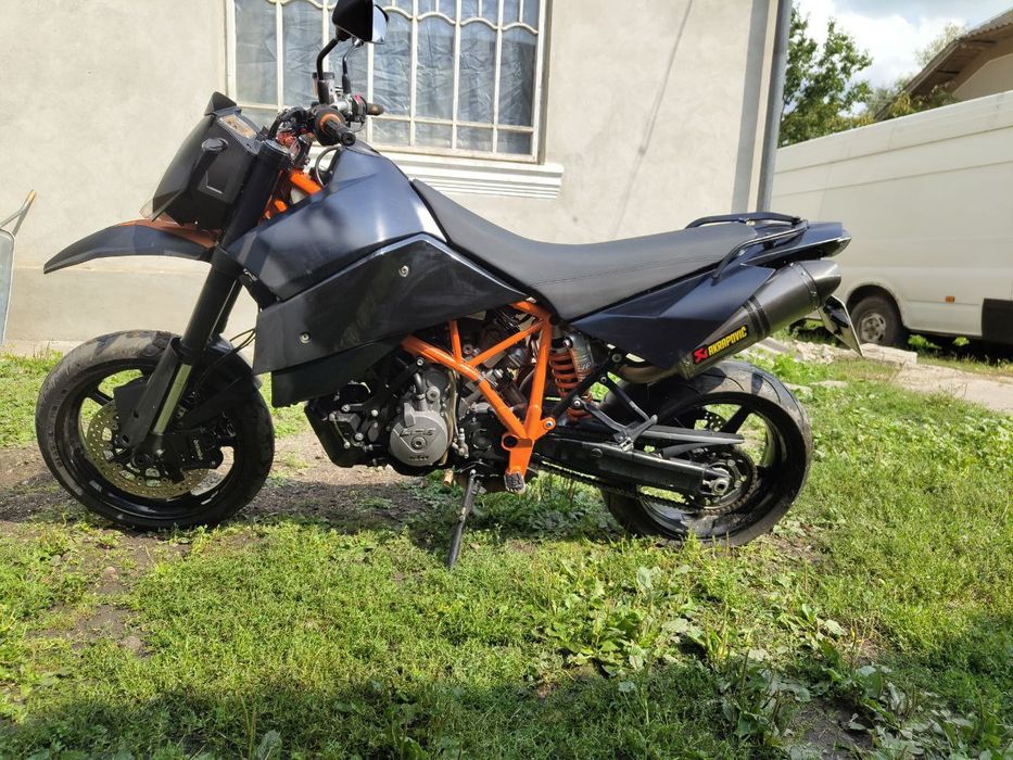 Продам мото КТМ SM 950