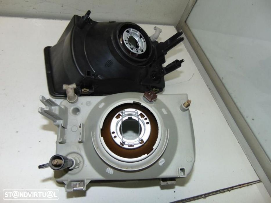 Renault Trafic 1º modelo farol
