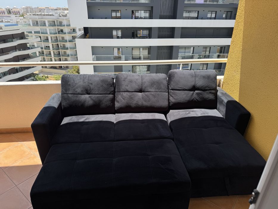 Vendo sofa/ sofa cama com bau de arrumaçao como novo e em otimo estado