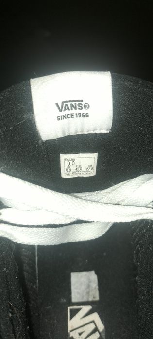 Botas adidas, sapatilhas vans