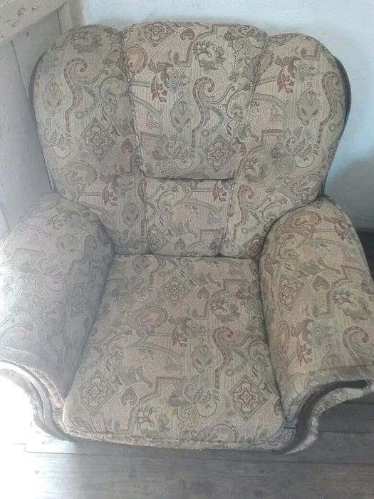 Vendo conjunto de três sofás