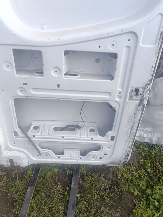 Задні двері спрінтер 519 CDI