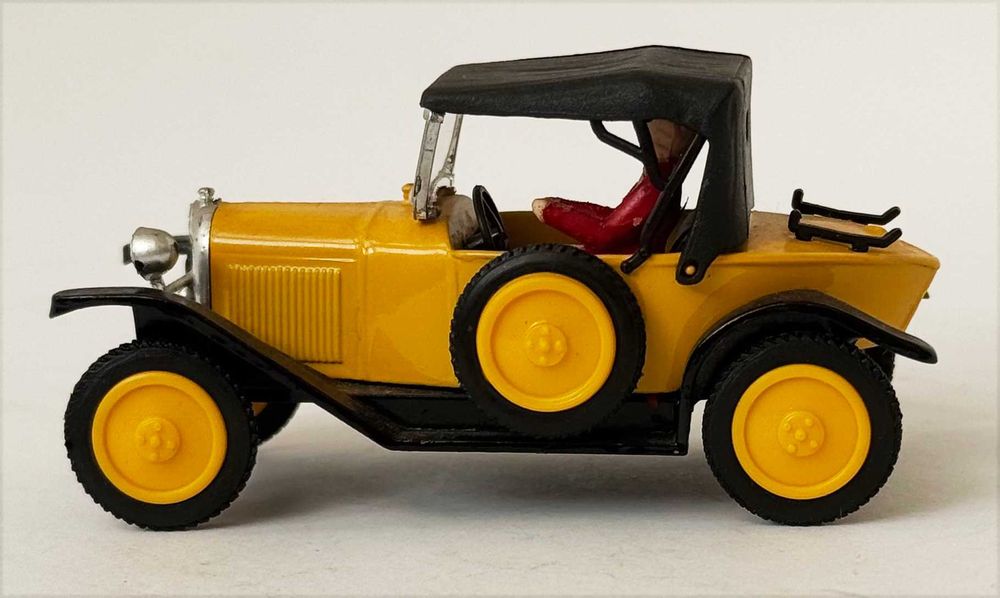 Eligor_CITROEN 5cv 1923 Ref. 1017 Escala 1/43. Inclui figura de condutor. Em excelente estado geral.