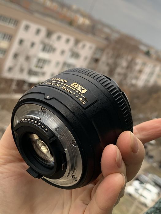 Обʼєктив NIKKOR AF-S 35mm 1:1.8G DX
