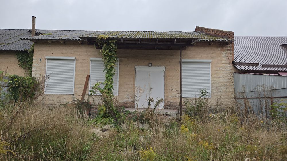 Здание, помещение с двором