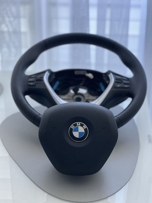 Руль BMW F30 F31 F25 F15 F32 F22