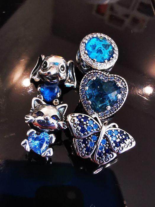 Charmsy,zawieszki do bransoletki. Zestaw 5 sztuk