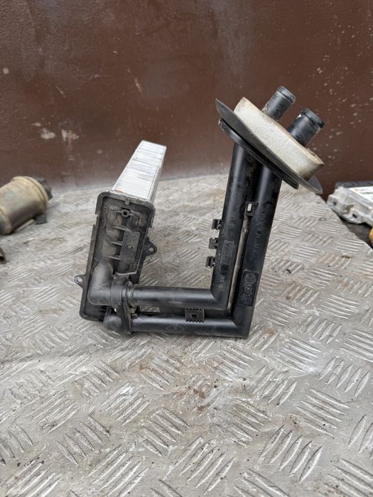 Радиатор печки Renault Scenic RX4 год 2002