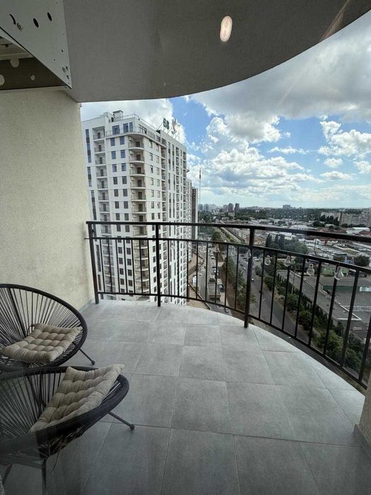 65 Перлина | 2-кімнатна квартира з дизайнерським ремонтом | 67 м² | Краснова
