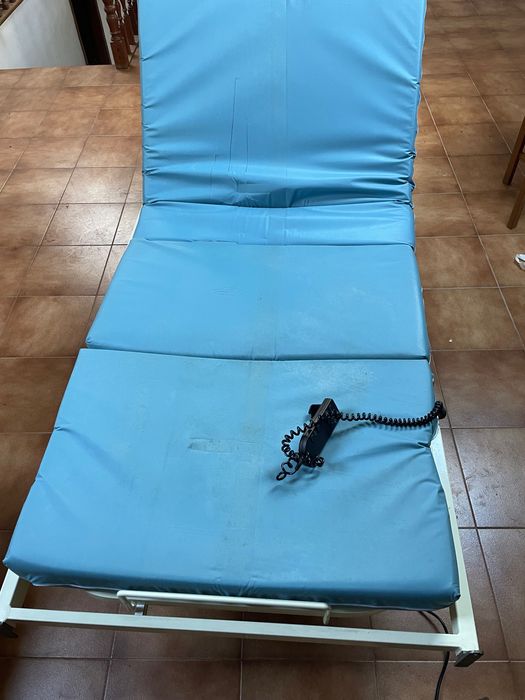 Cama articulada elétrica