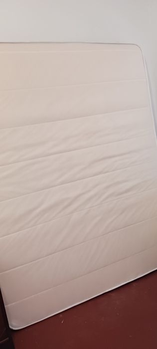 Colchão 160 x 200 x 17. Recente. Bom estado.