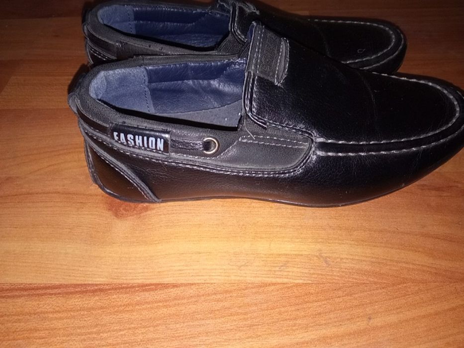 Шкільні стильні туфельки