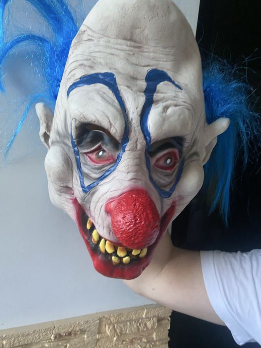 Маска страшного клоуна