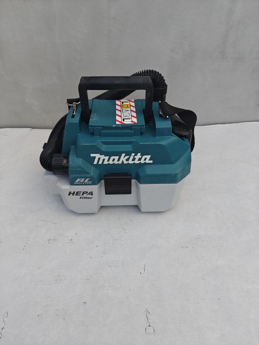 Makita DVC 750L odkurzacz 18V