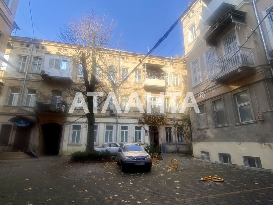 Центр Толстого Четырехкомнатная квартира