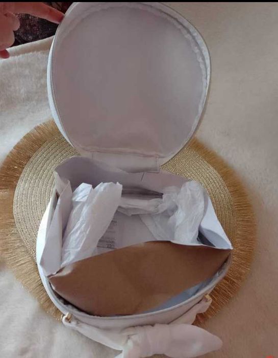 Estee Lauder/ Ekskluzywna, biała kosmetyczka ślubna, kuferek, NOWA