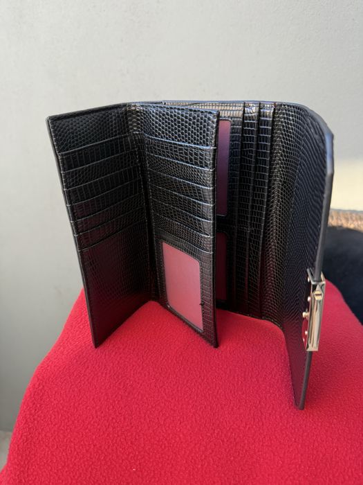 Porta-moedas preto em pele da marca: Parfois