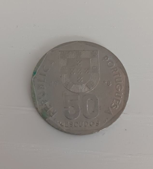 Lote Ref. 2: Moedas 50 escudos de 1986/87/88/89/91/98/99/00