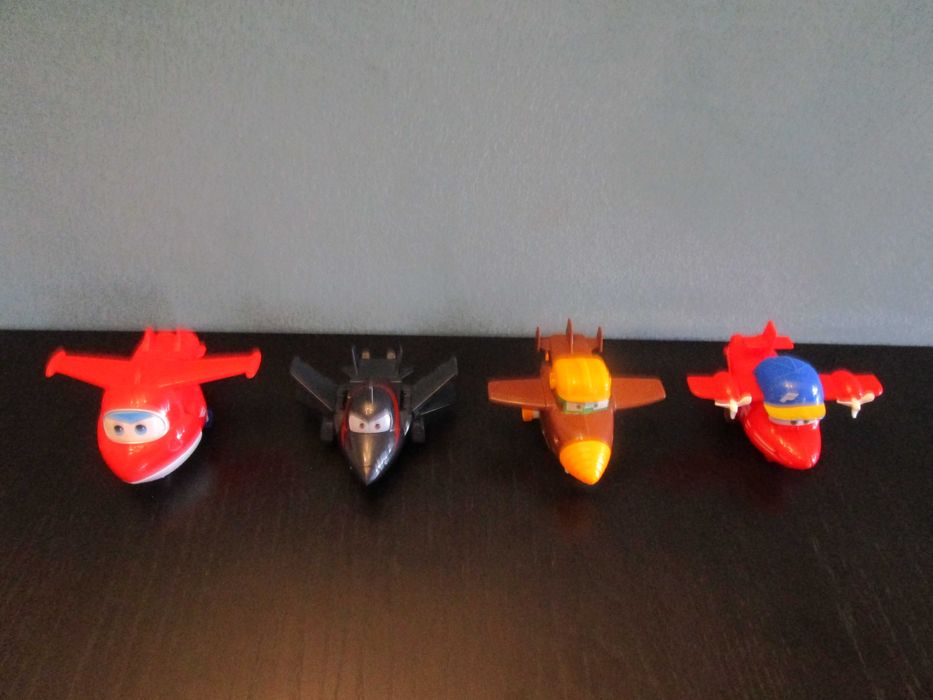 Super Wings Grandes (10cm) da 1ª, 2ª, 3ª e 4ª Temporadas