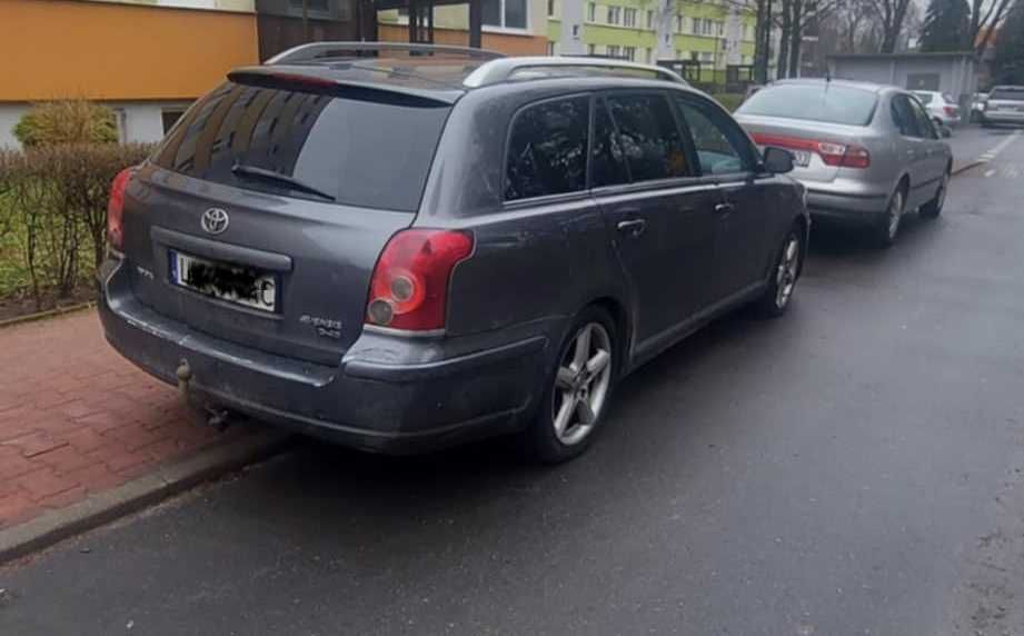 TOYOTA AVENSIS T25 2.2 D4D 2007r