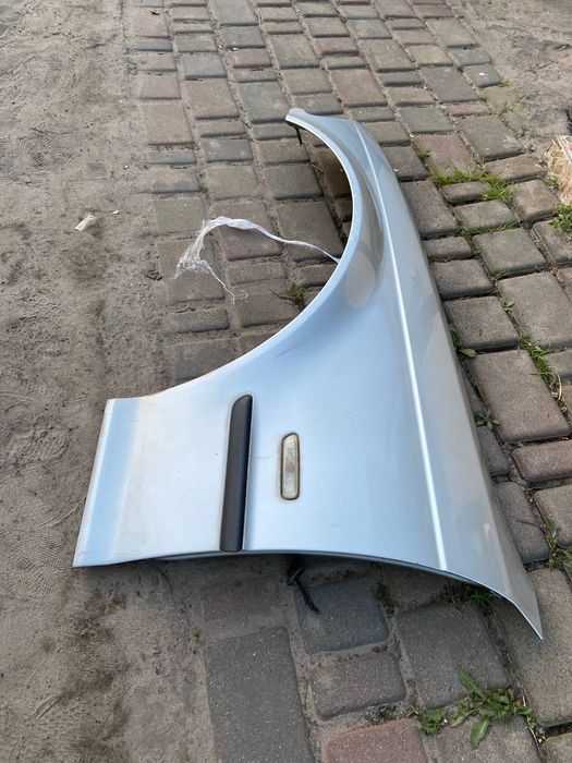 Крила бмв е39 в гарному стані