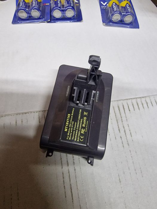Adapter makita 18 v na Dyson v8