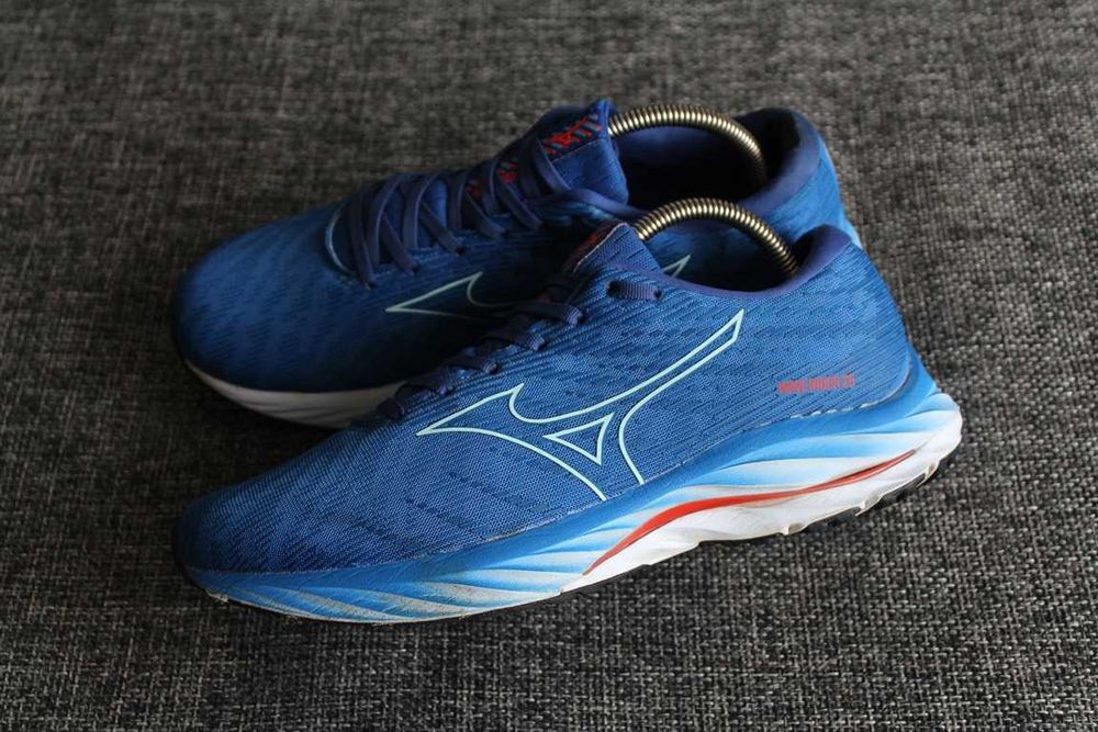 Кросівки бігові Mizuno Wave Rider 26 Оригінал 43р