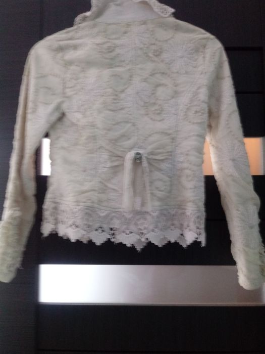 Żakiet marnarka S kremowa zdobiona złotą nitką