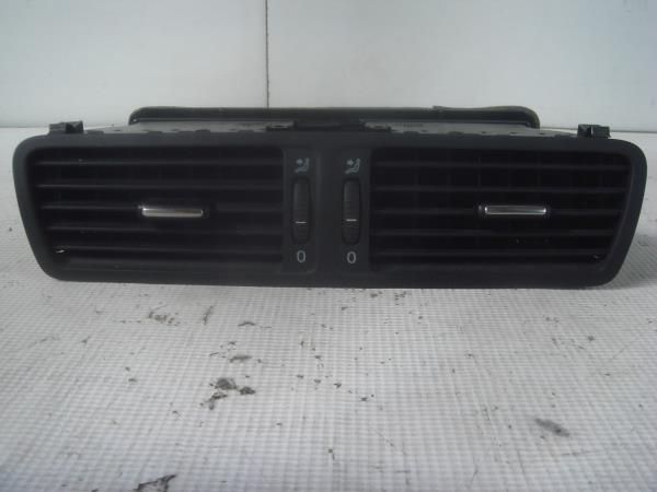 Tubo Central Ventilação Painel Volkswagen Passat (3C2)