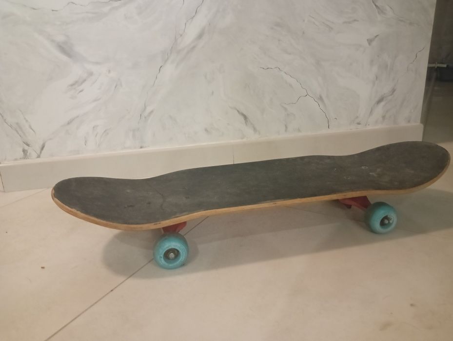 Продаю большой трюковой скейт