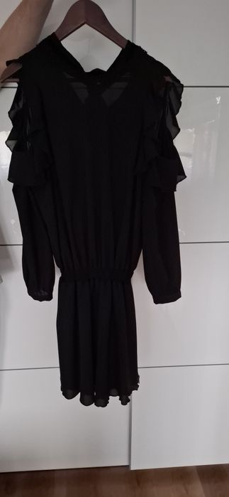 Czarna sukienka 38-40 M-L