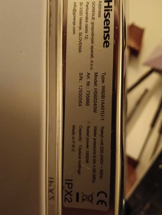 Máquina de Lavar a Loiça sem Cestos