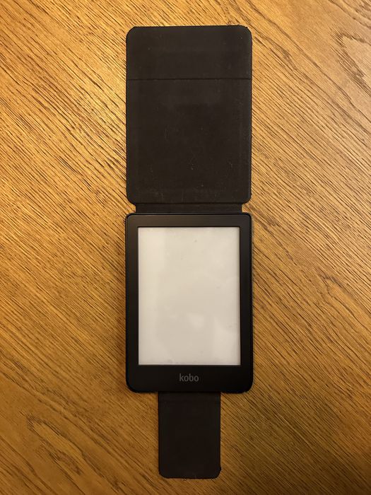 Kobo Clara 2E + capa Alverca Do Ribatejo E Sobralinho • OLX Portugal